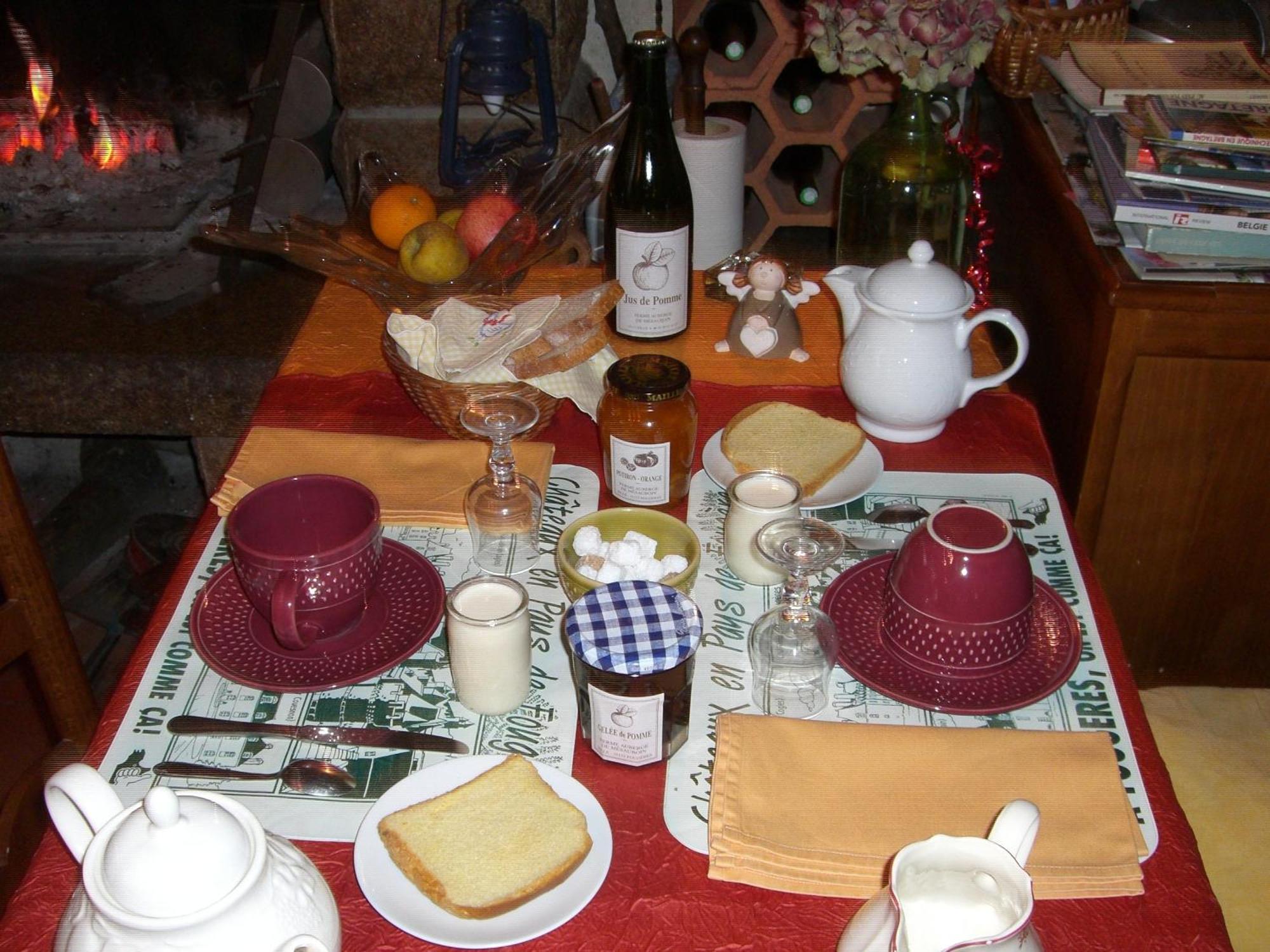 Chambres D'Hotes De La Ferme Auberge De Mesauboin Billé Kültér fotó